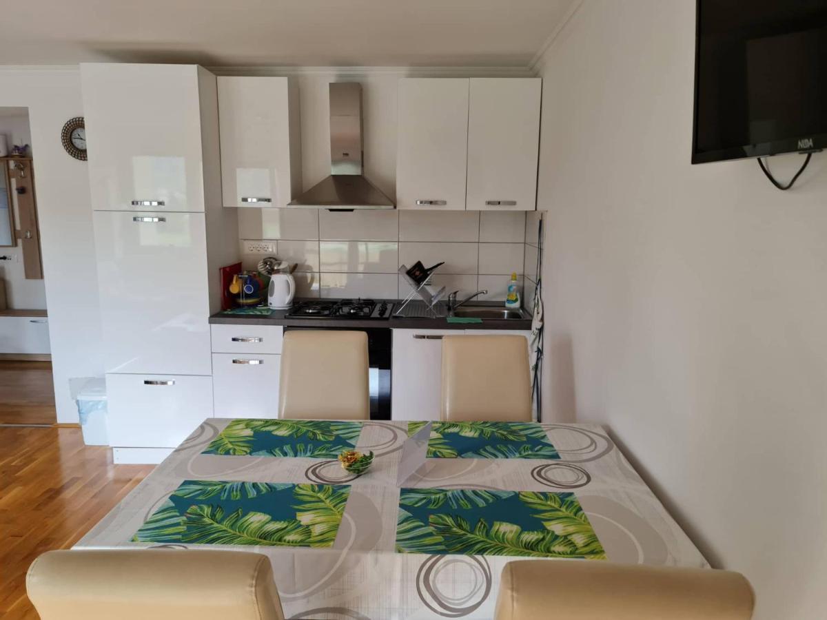 Apartman Belamar 더가리사 외부 사진