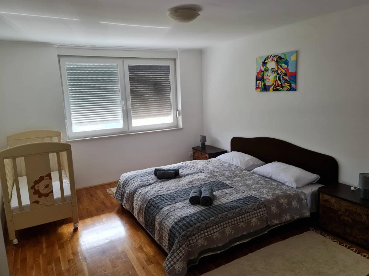 Apartman Belamar 더가리사 외부 사진
