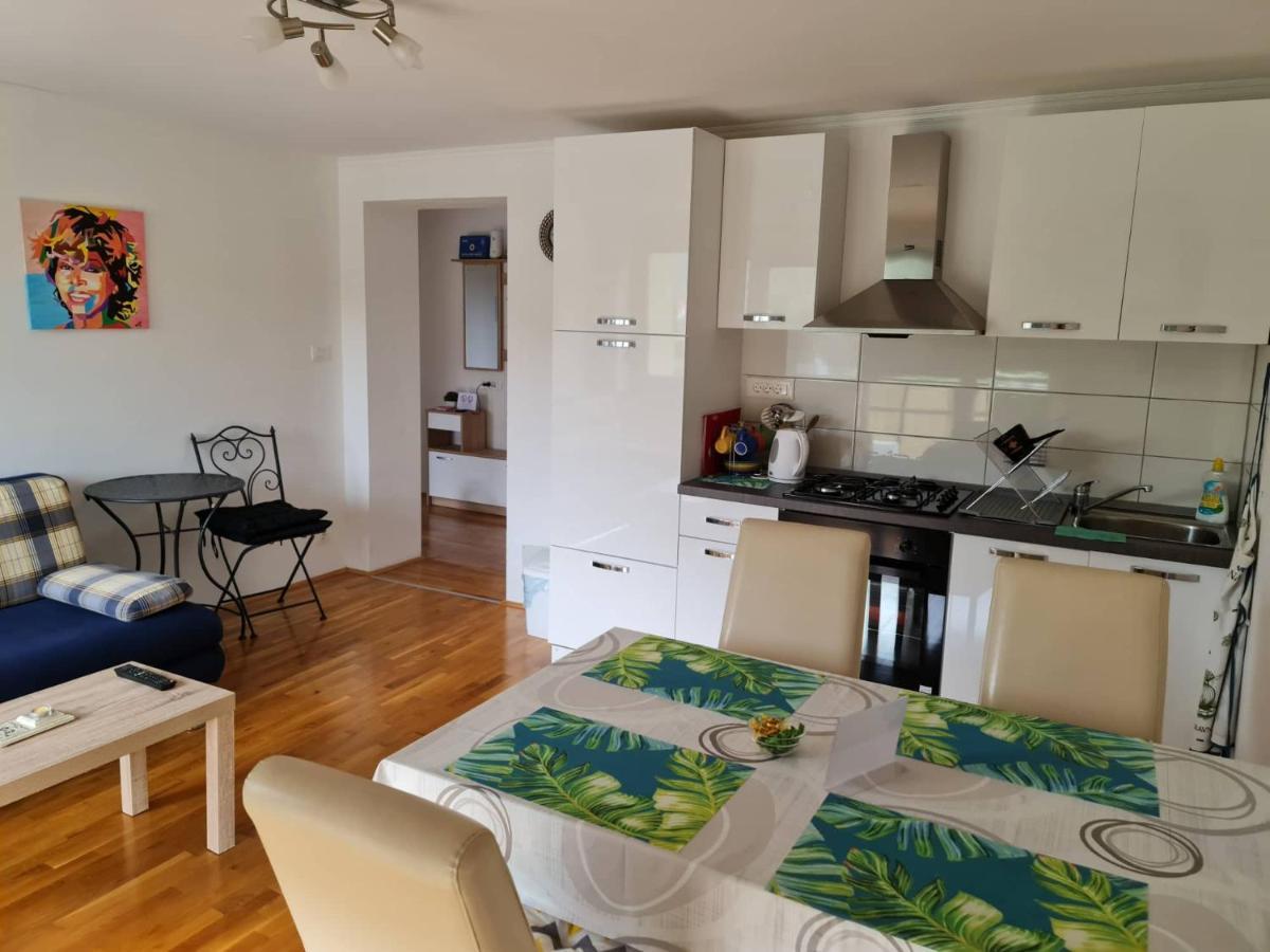 Apartman Belamar 더가리사 외부 사진